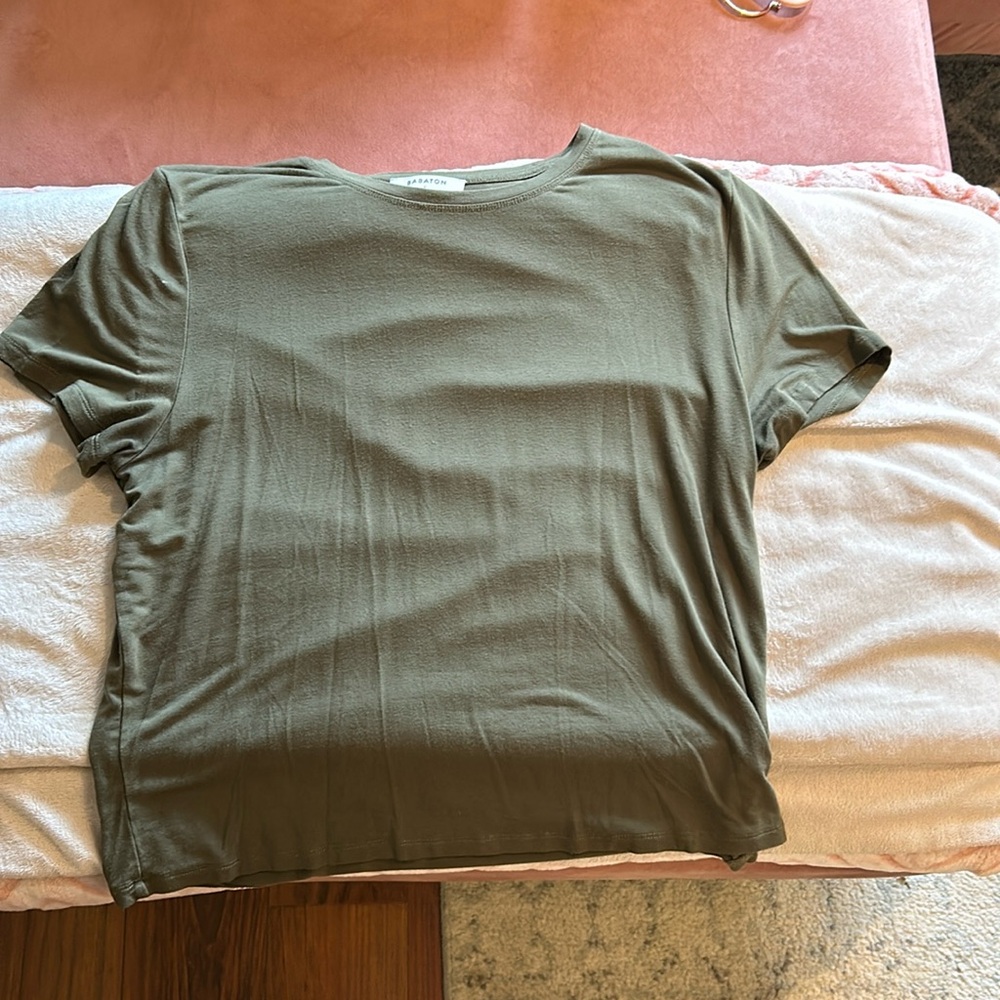 Green aritzia tee